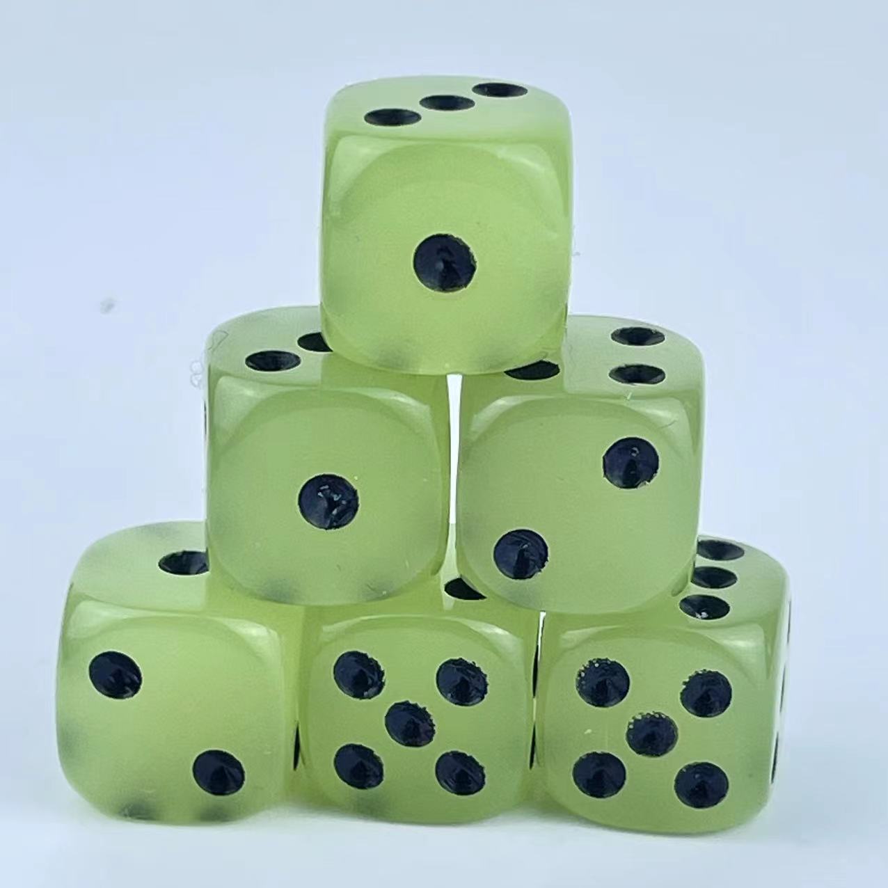 DND, MTG, 텐지, 파클, Yahtzee, Bun - Board Game Yahtzee 리뷰 및 가격